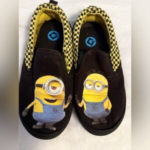 2010 Original Despicable Me Minions slip on sneakers.  SZ. 11
